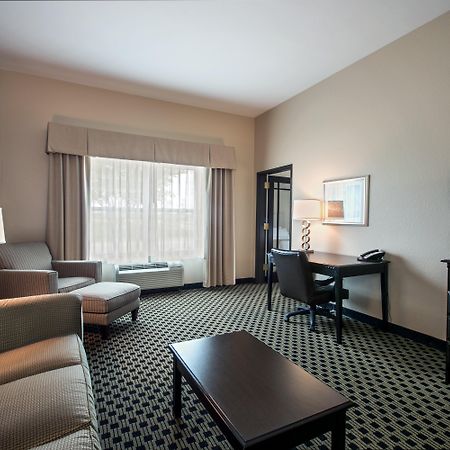 Holiday Inn Express & Suites - Green Bay East By Ihg Bagian luar foto
