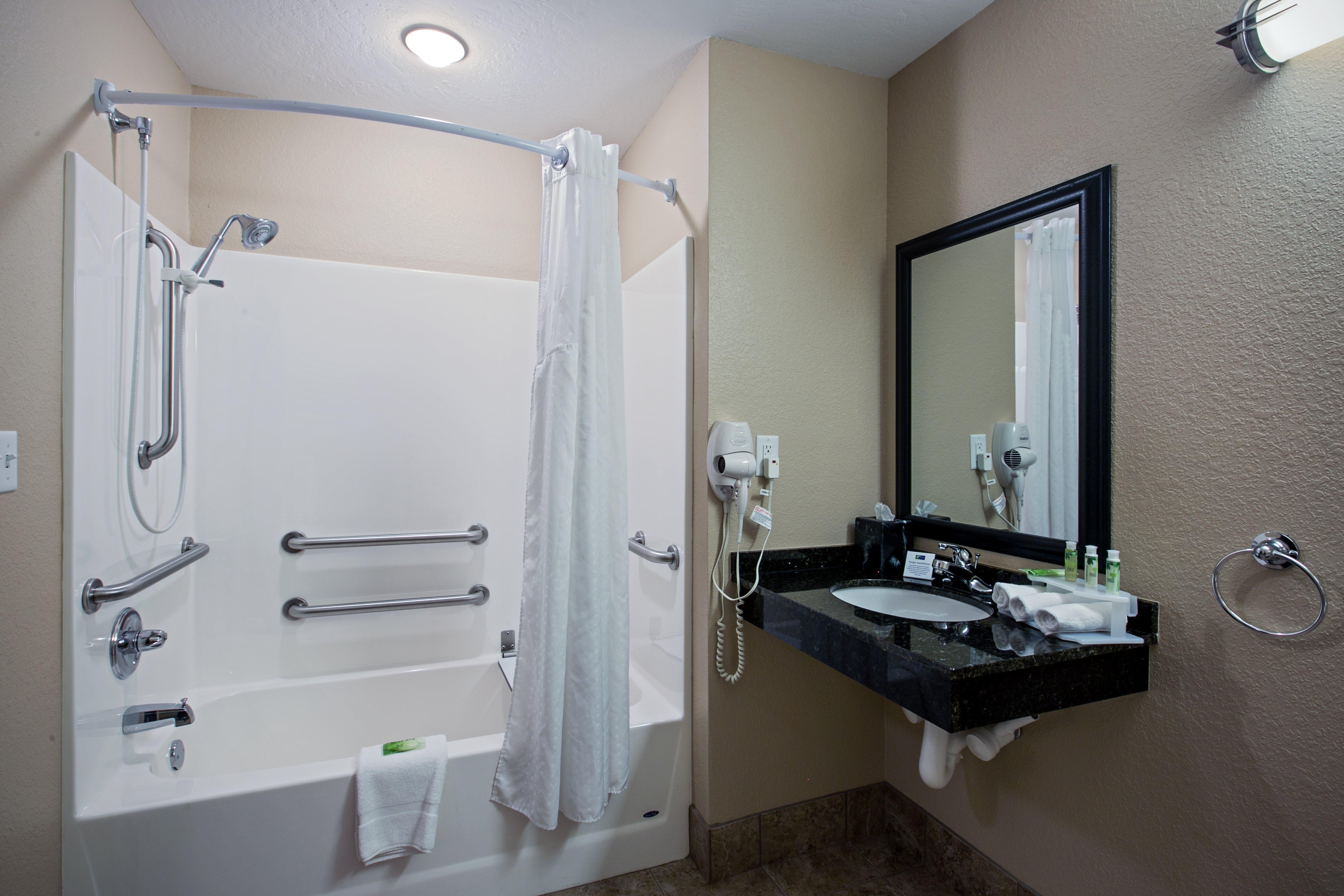 Holiday Inn Express & Suites - Green Bay East, An Ihg Hotel Bagian luar foto