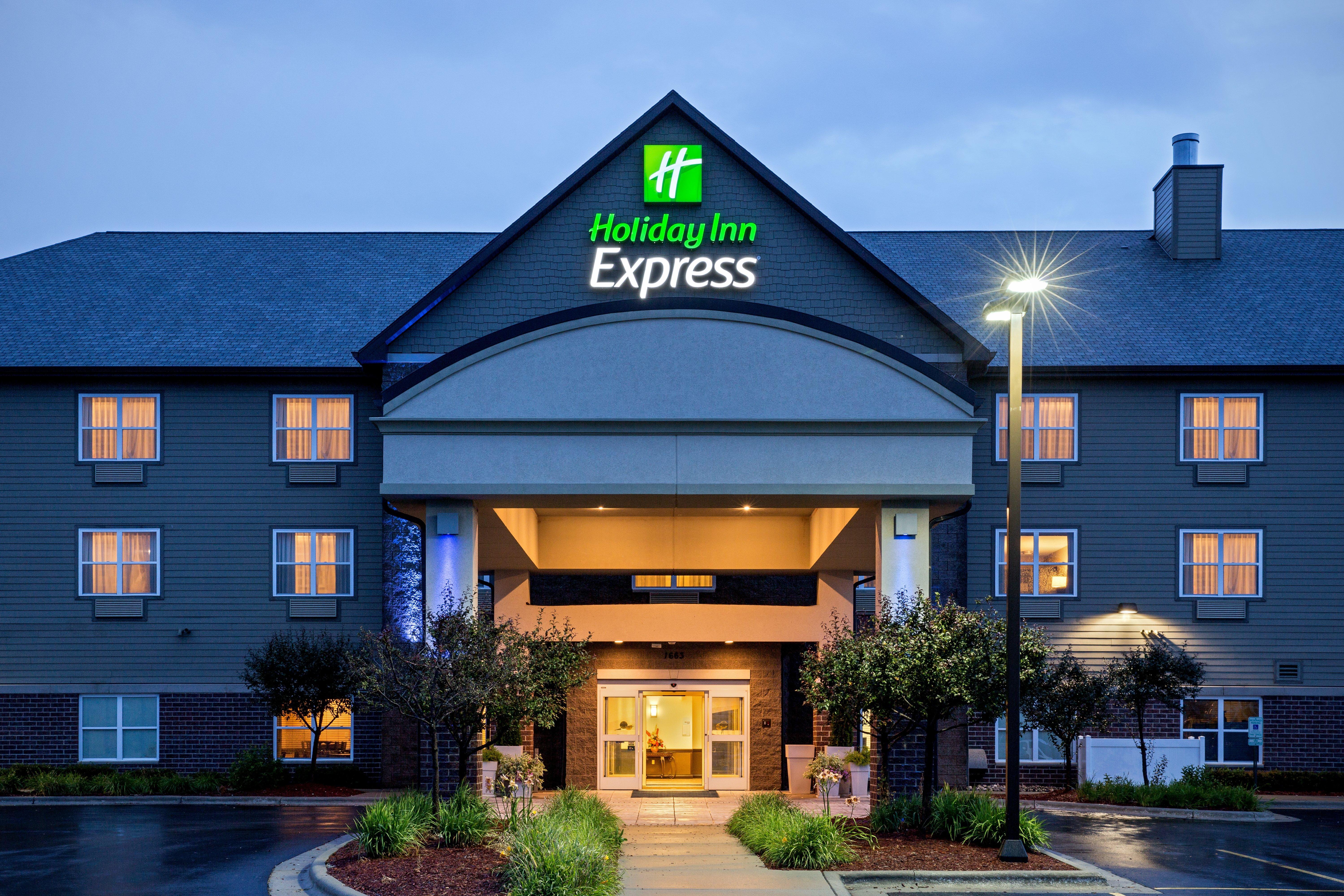 Holiday Inn Express & Suites - Green Bay East, An Ihg Hotel Bagian luar foto