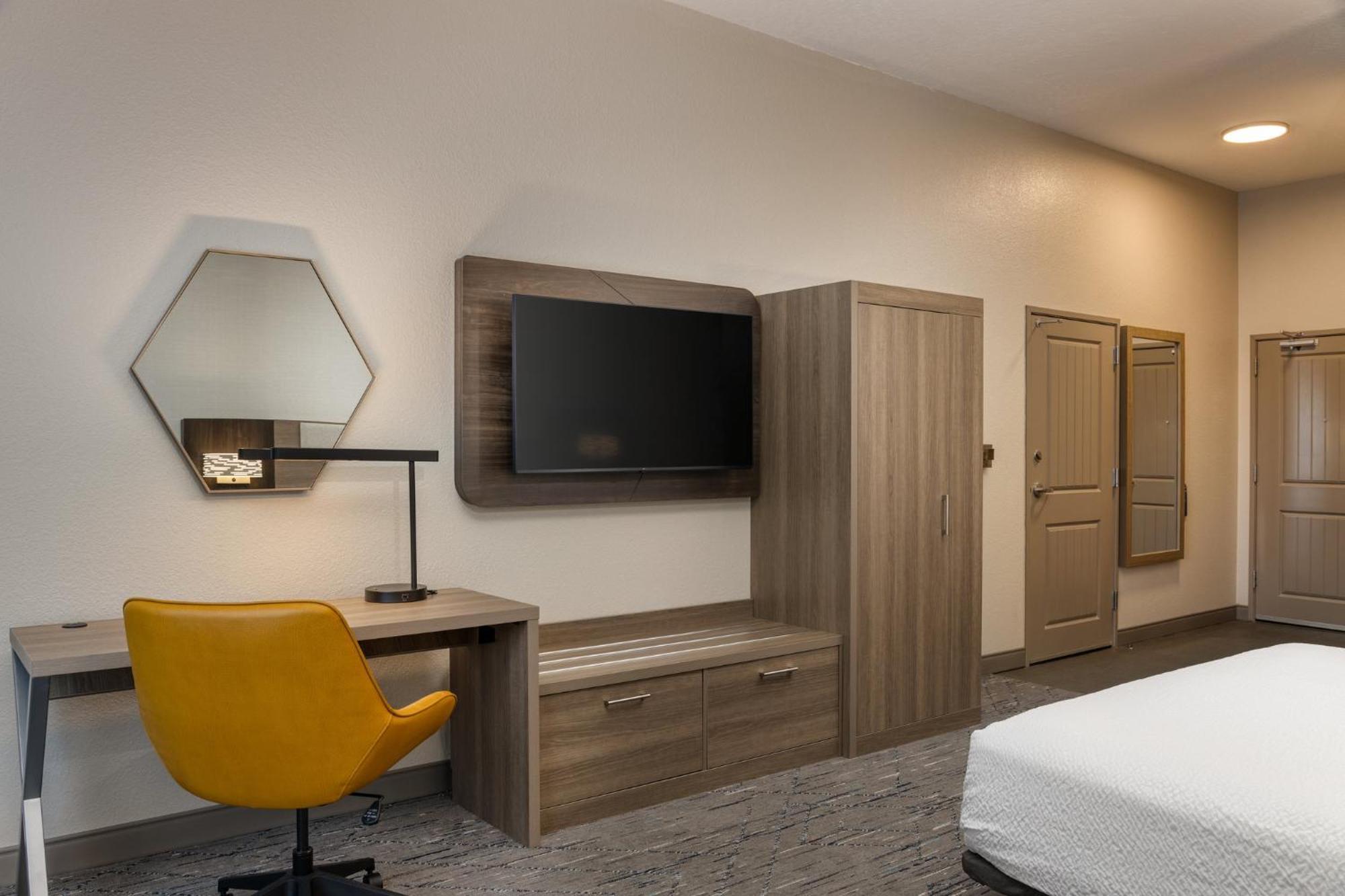 Holiday Inn Express & Suites - Green Bay East By Ihg Bagian luar foto